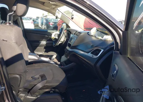 2016 Dodge Journey Sxt z USA, uszkodzony, nr VIN 3C4PDCBG7GT122530